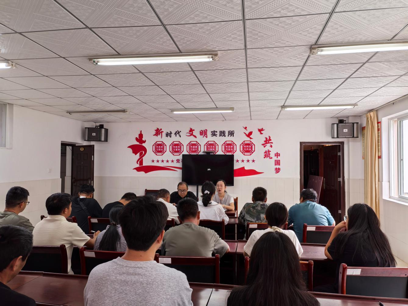图片1 图片1
